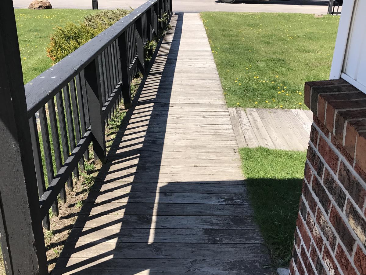 Exxon Quik Stop & Motel Wausaukee Экстерьер фото